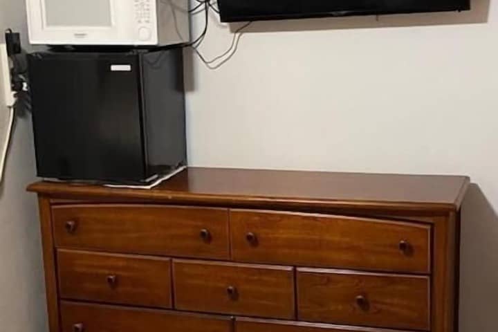 Room 10 of 23